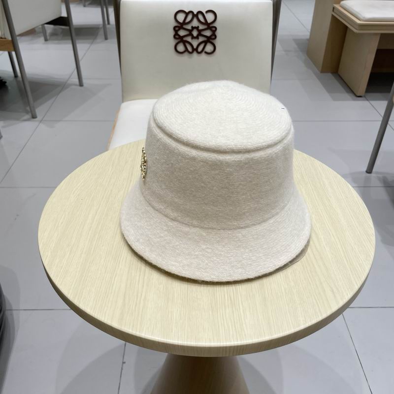 Loewe hat (902)