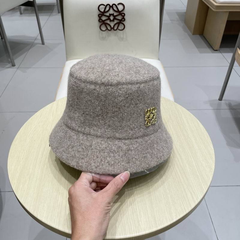 Loewe hat (906)