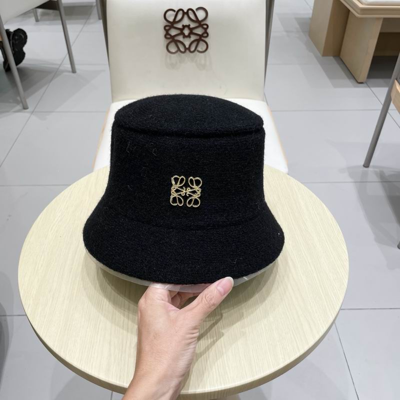 Loewe hat (915)