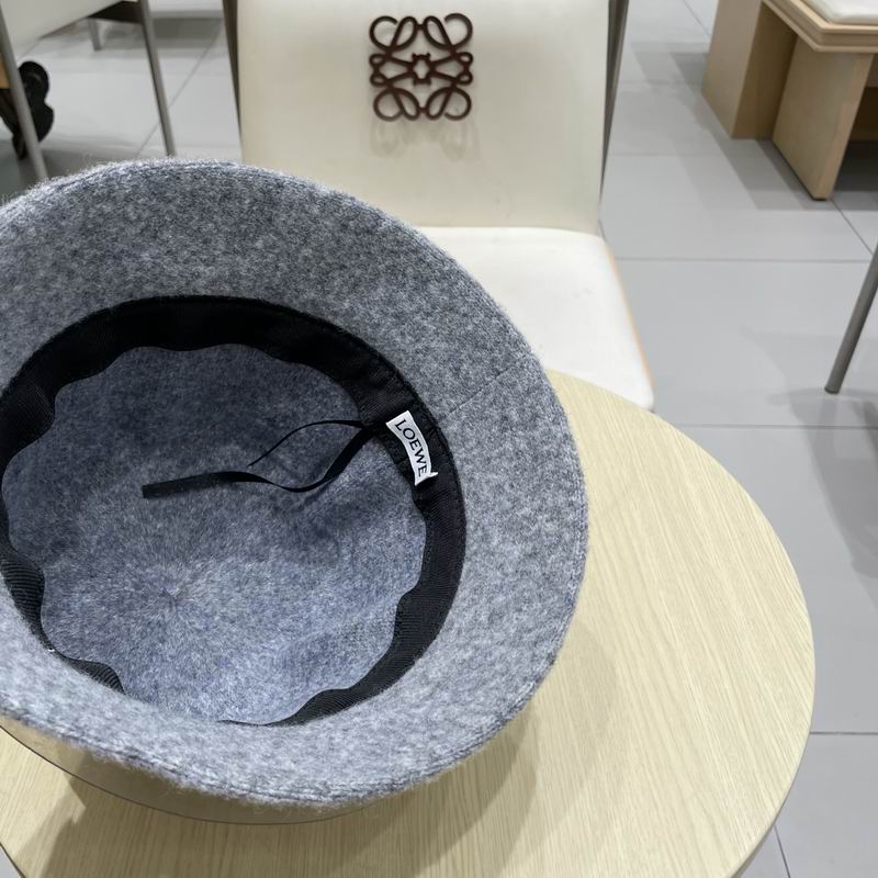 Loewe hat (923)