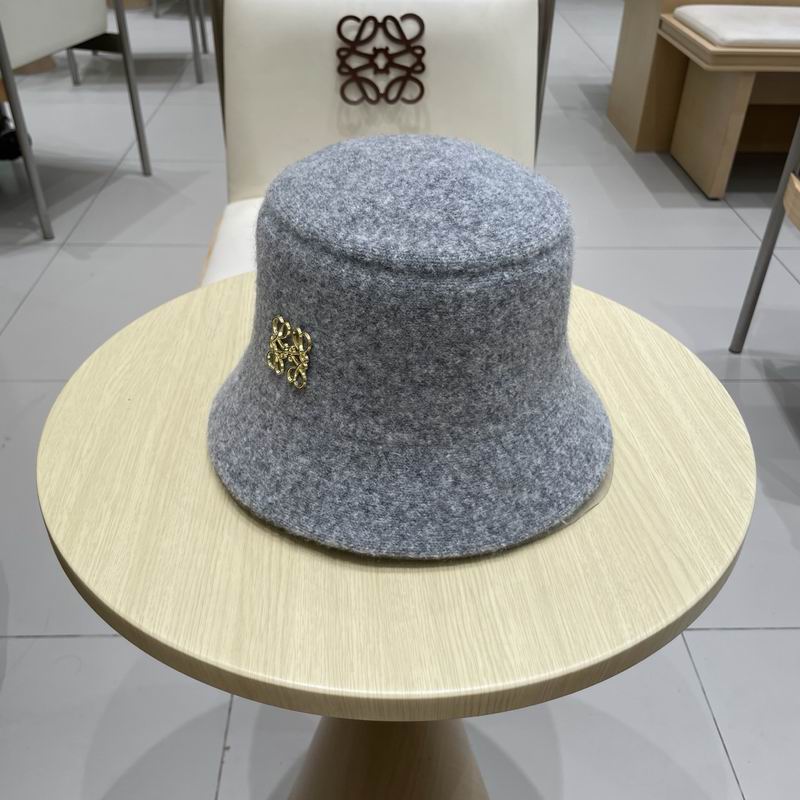 Loewe hat (929)