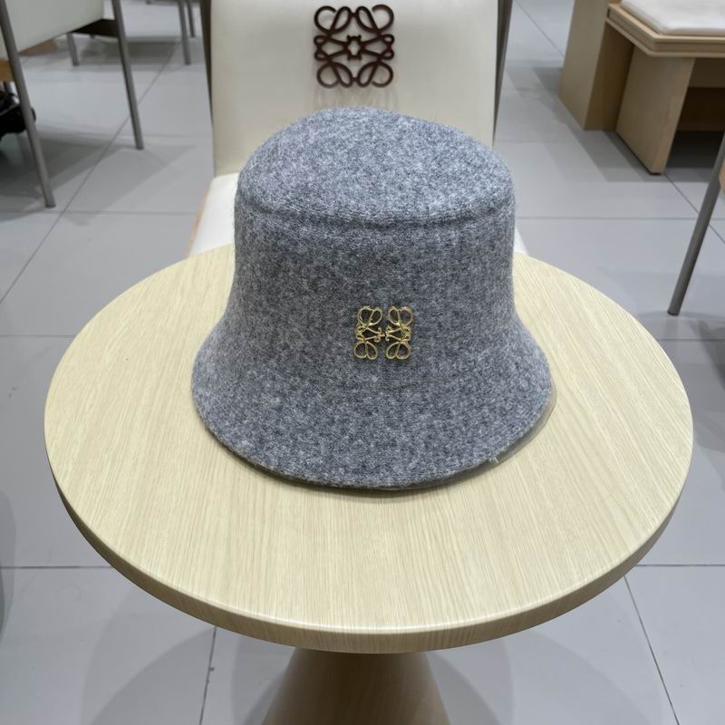 Loewe hat (930)