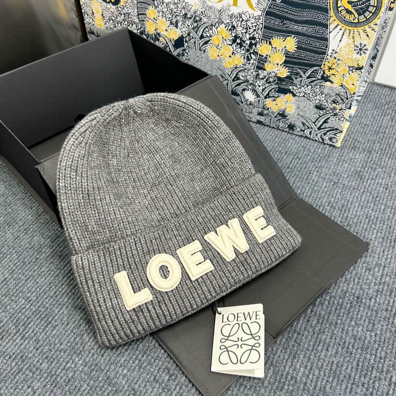 Loewe hat dx (232)