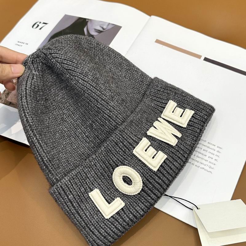 Loewe hat dx (579)