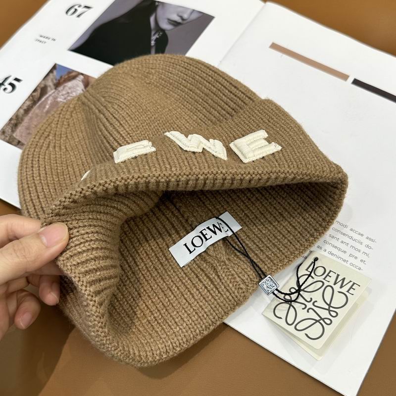 Loewe hat dx (584)