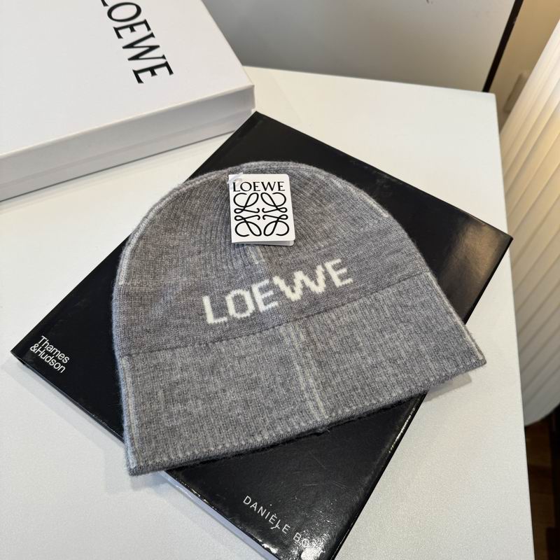 Loewe hat dx (983)