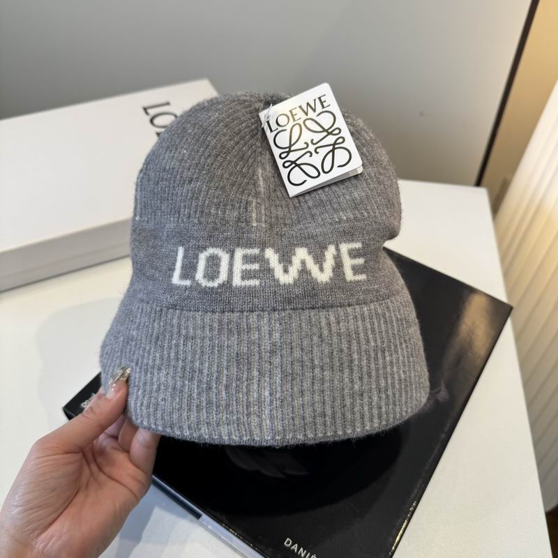Loewe hat dx (984)