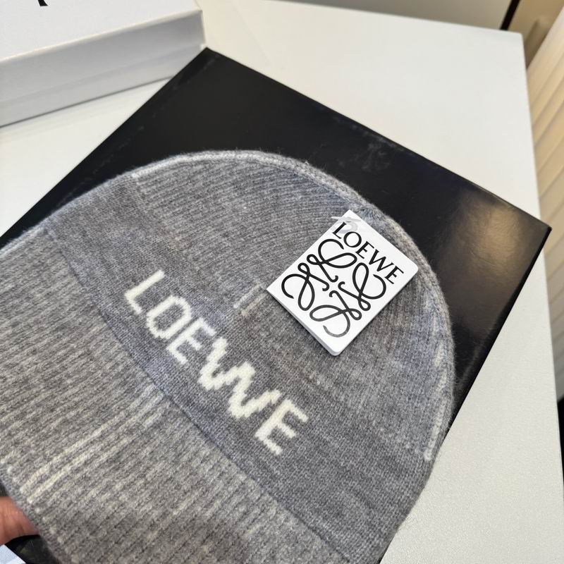 Loewe hat dx (985)