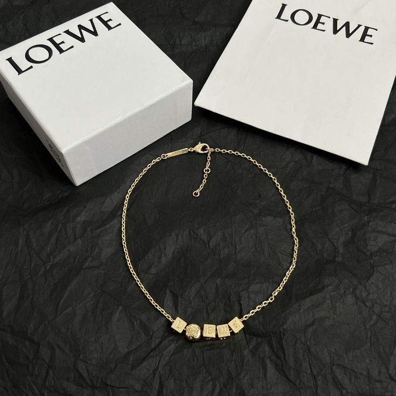 Loewe necklace 08yxq01 (2)