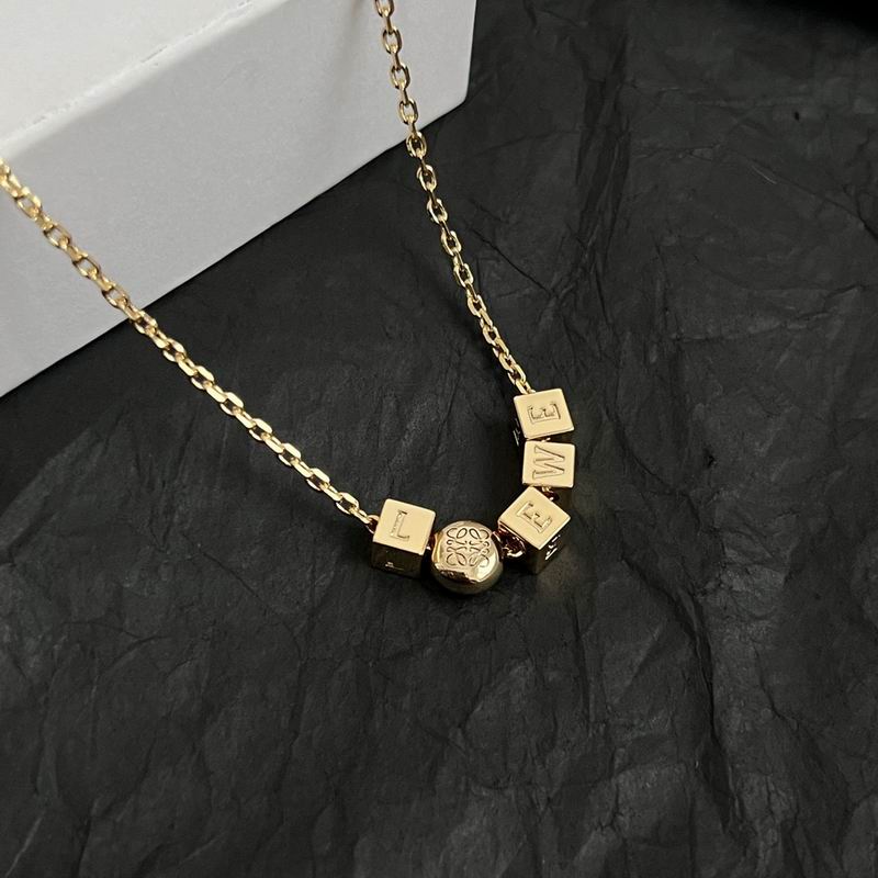 Loewe necklace 08yxq01 (6)
