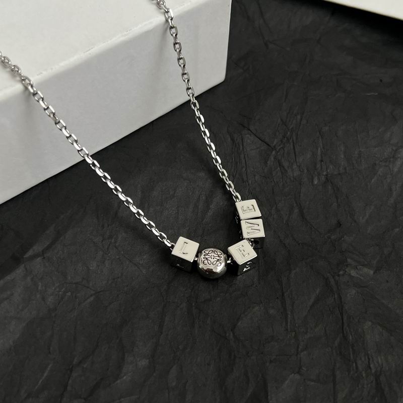 Loewe necklace 08yxq02 (6)