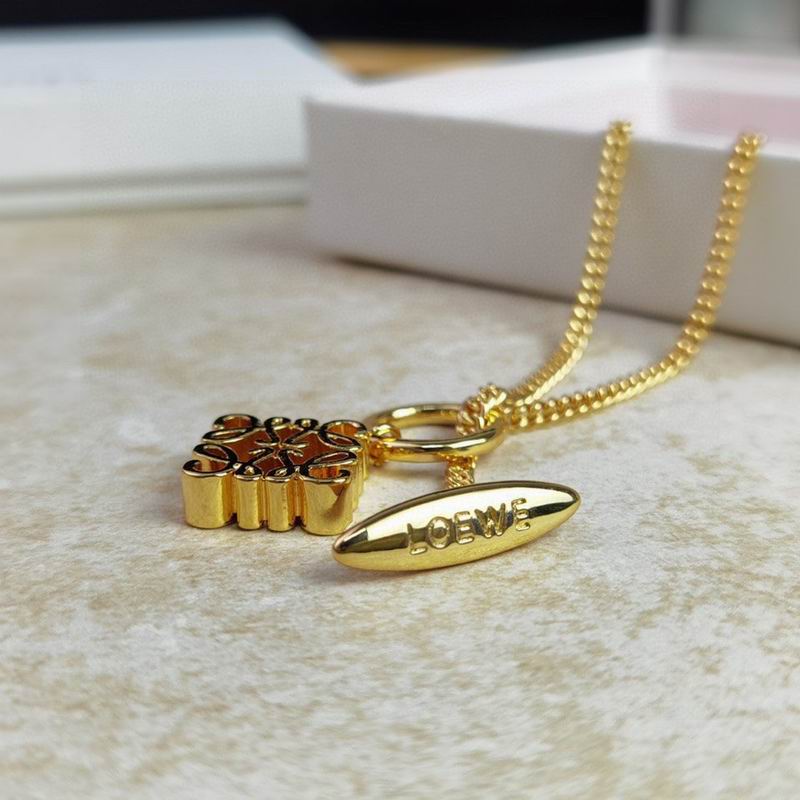 Loewe necklace 08yxq03 (9)