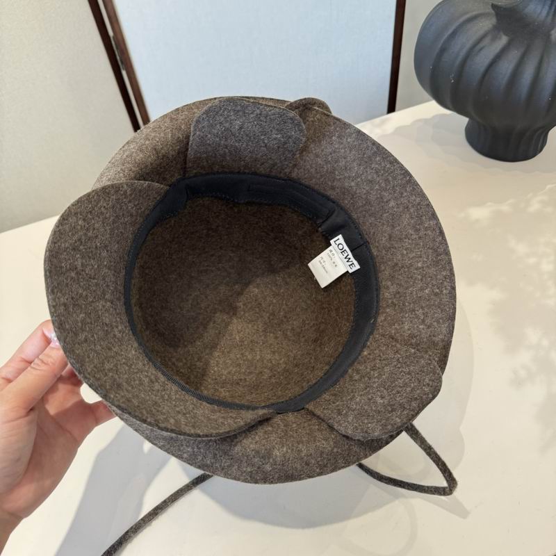 Loewe top hat (1256)