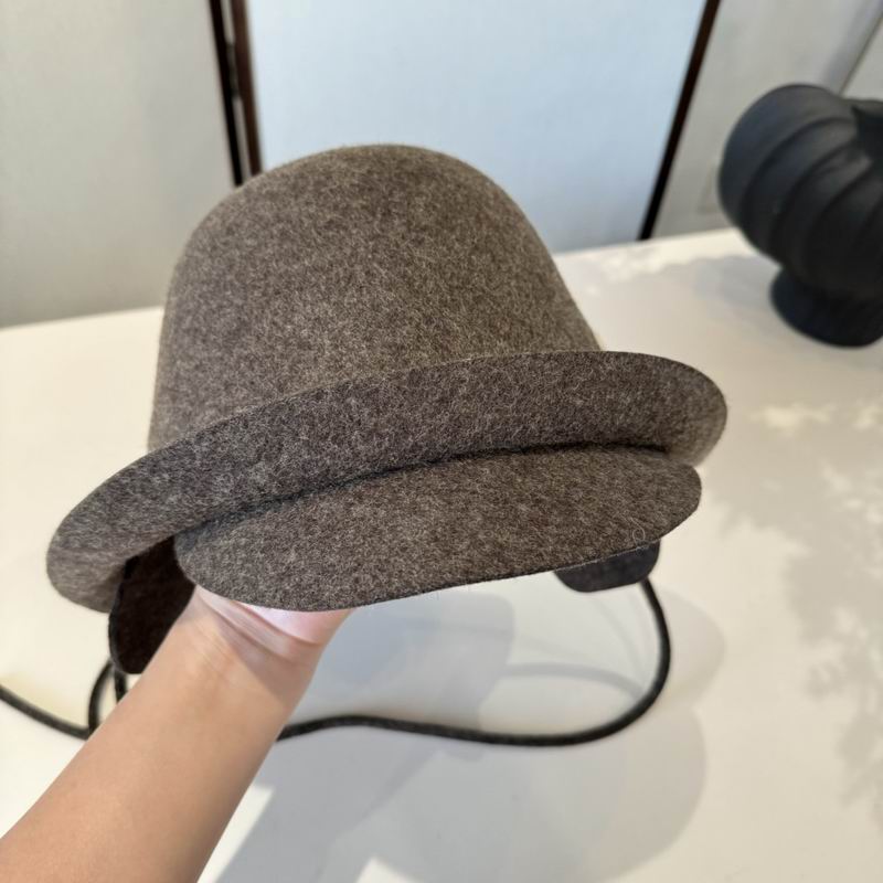 Loewe top hat (1257)