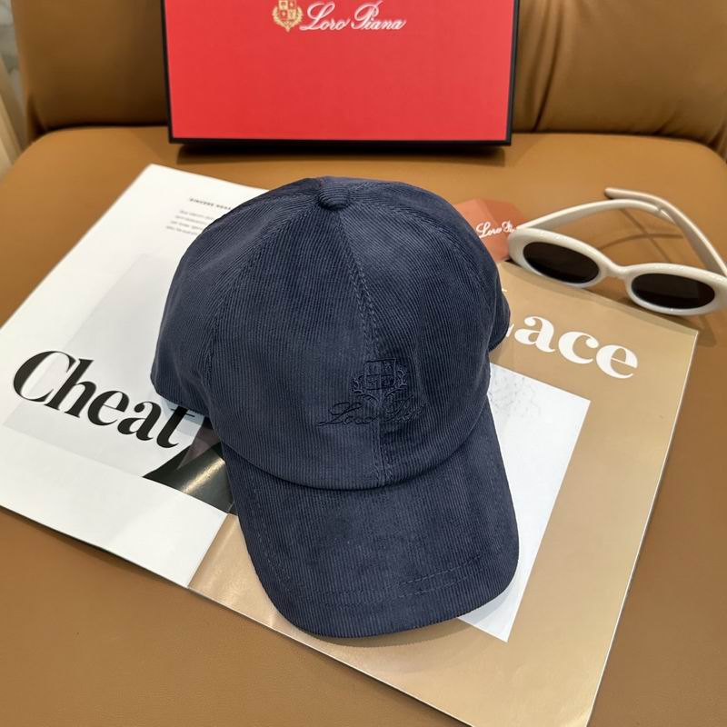 Loro Piana cap dx (383)