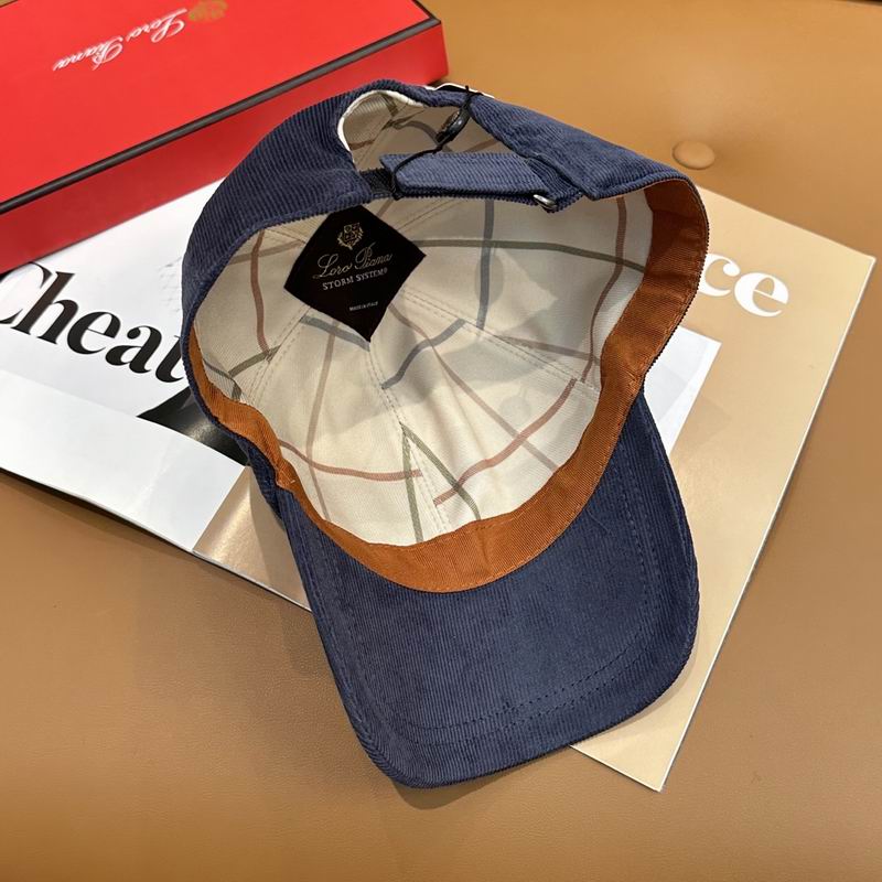Loro Piana cap dx (386)