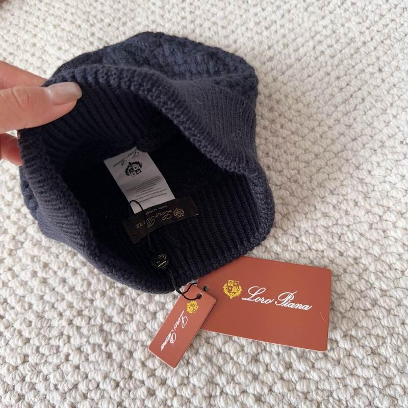 Loro Piana hat (2082)