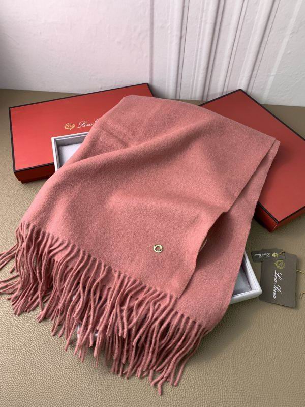 Loro Piana scarf hm (12)