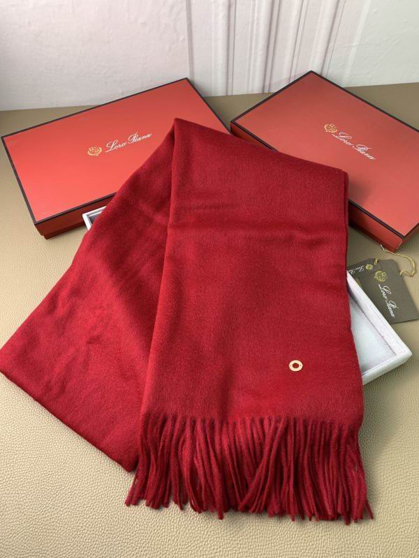 Loro Piana scarf hm (18)