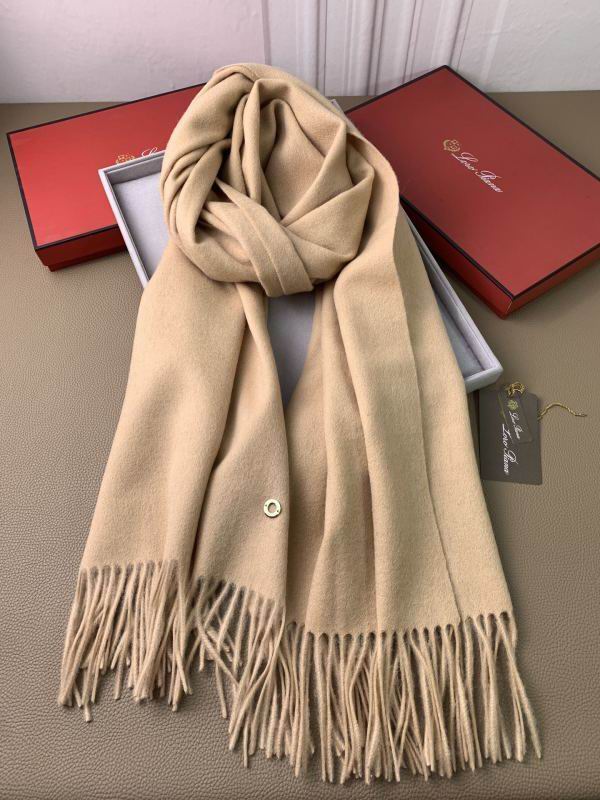 Loro Piana scarf hm (9)