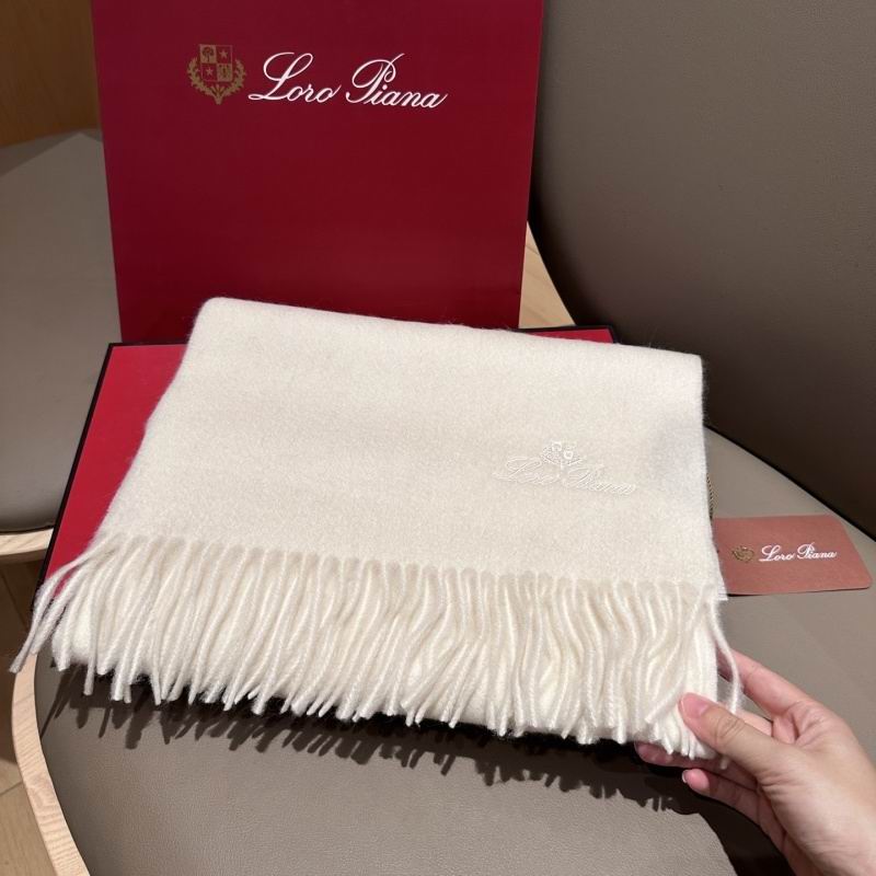 Loro Piana scarf hm (93)