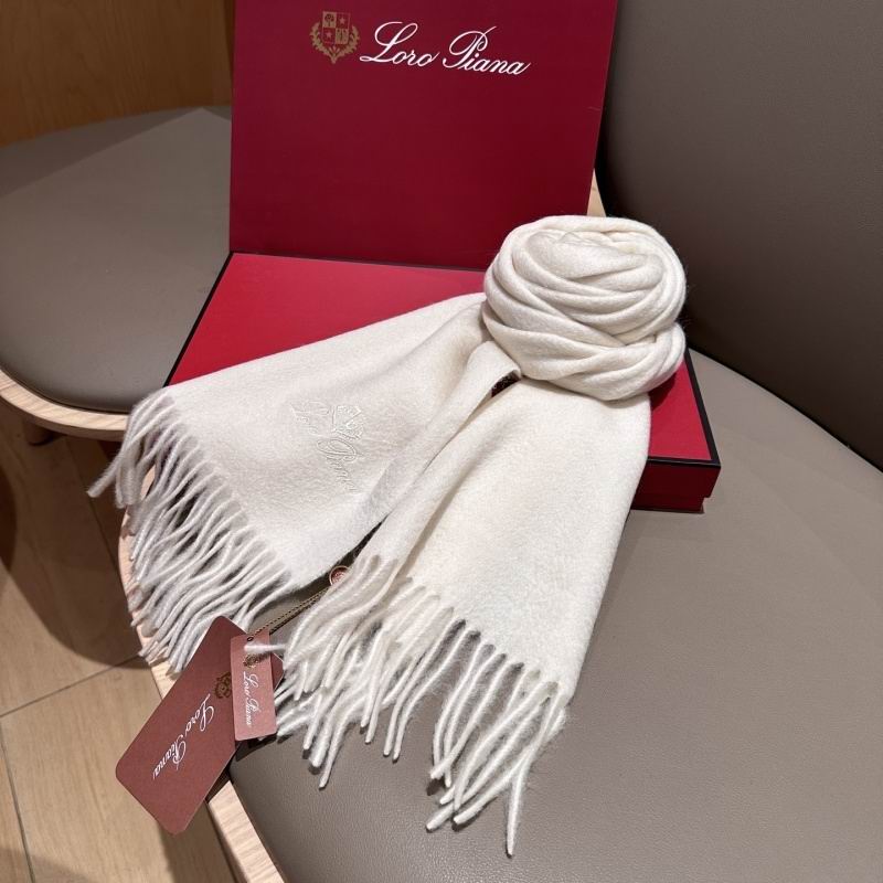 Loro Piana scarf hm (95)