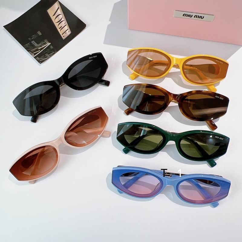 MiuMiu 706LV 51 22 142 a09