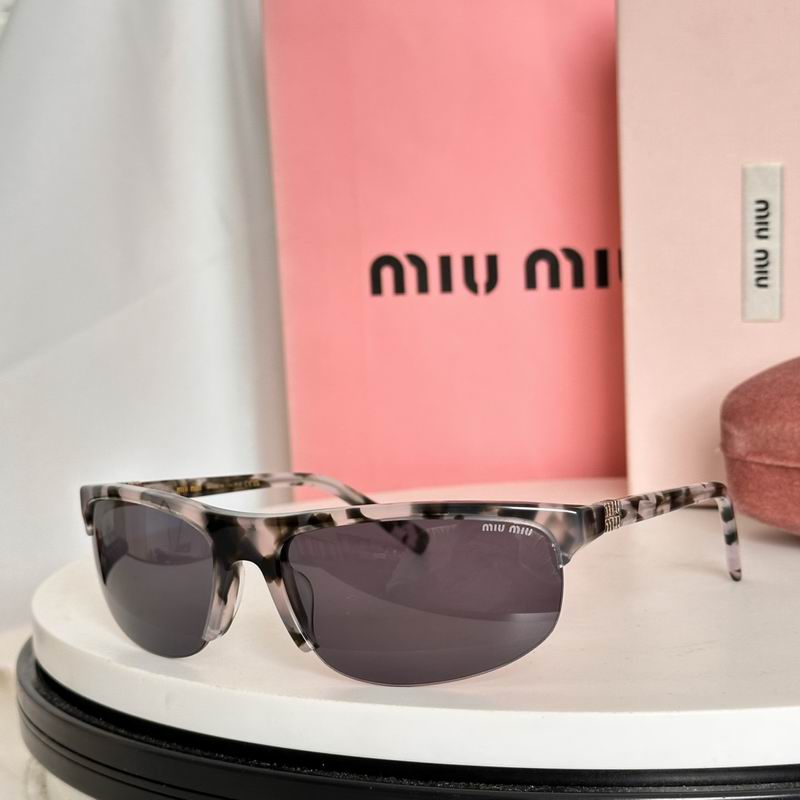 MiuMiu 122AV 64 18-125 e04