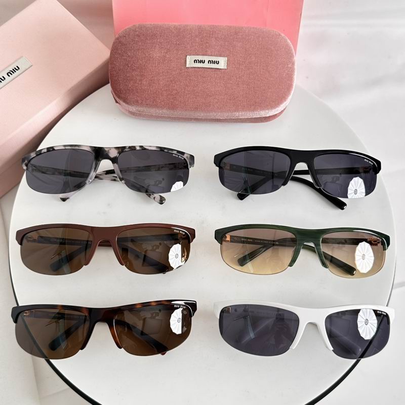 MiuMiu 122AV 64 18-125 e09