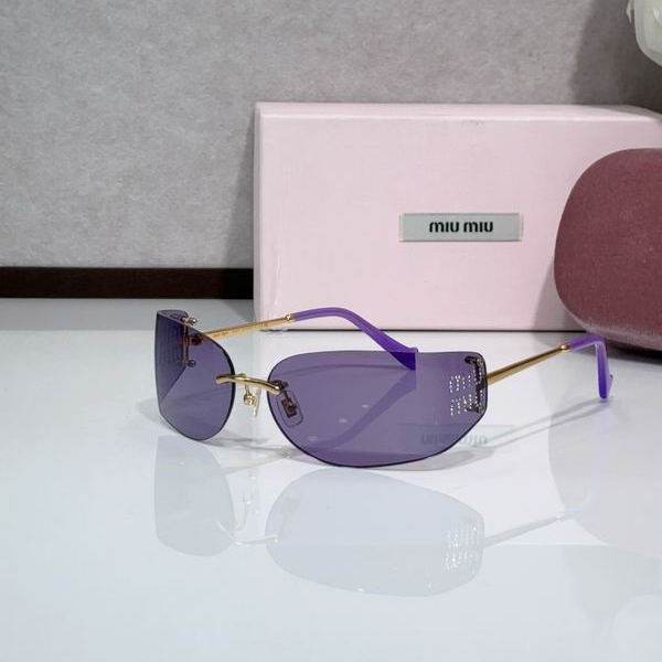MiuMiu 51SS 61 16-125 c03