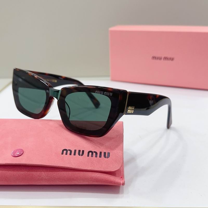 MiuMiu 95AV 52 24-140 g04