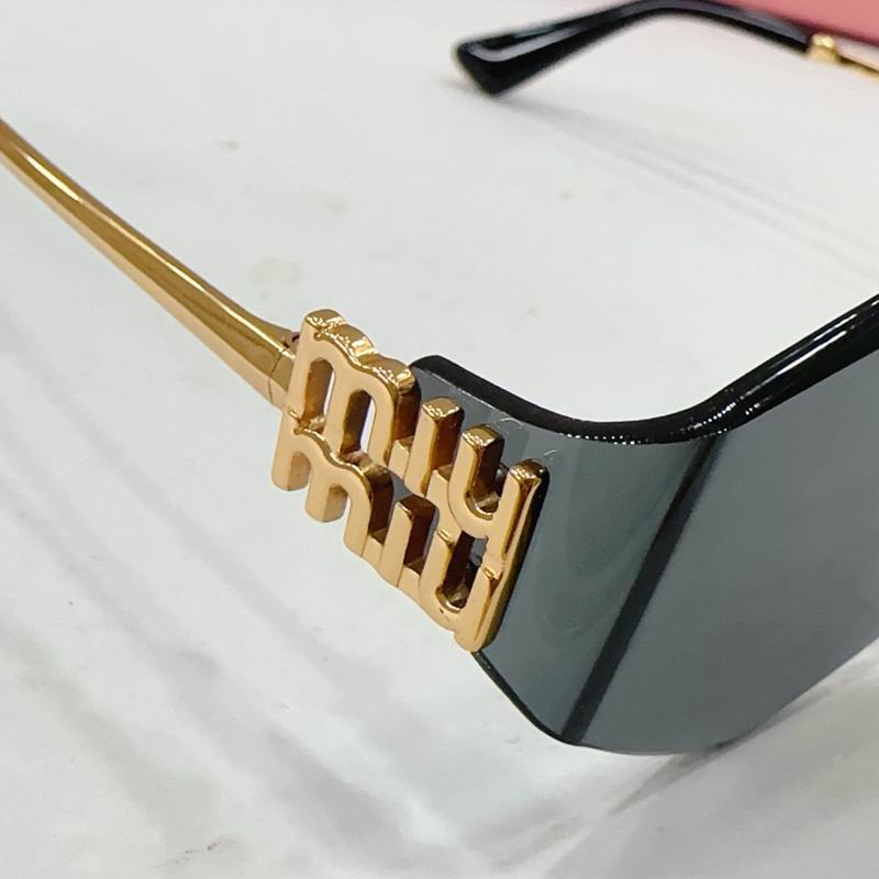 MiuMiu MU140AV 65 17 142 g08