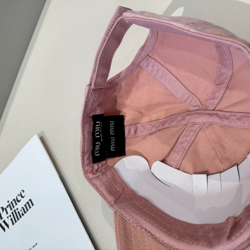 Miumiu Cap (319)