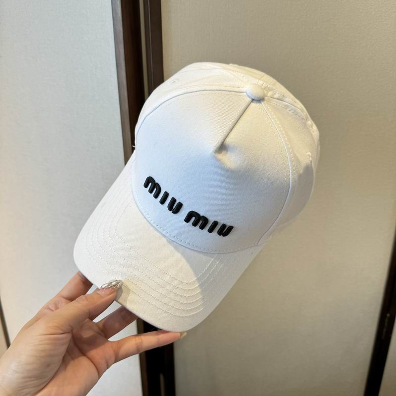 Miumiu Cap (839)