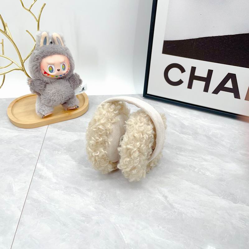 Miumiu Earmuff dx (2)