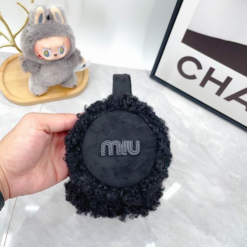Miumiu Earmuff dx (23)