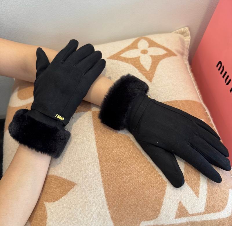 Miumiu Gloves 55 (28)