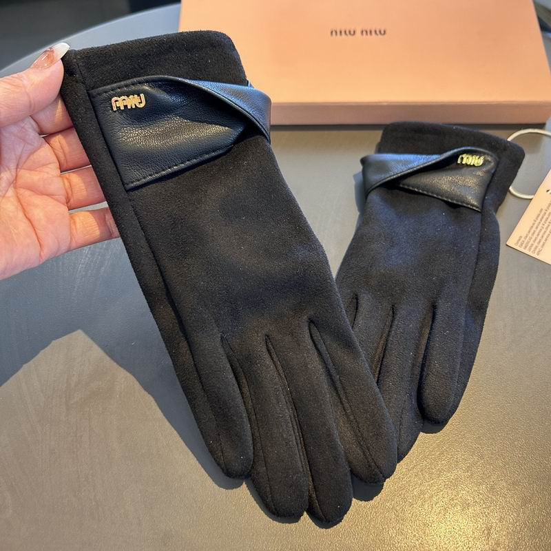 Miumiu Gloves 56 (1)