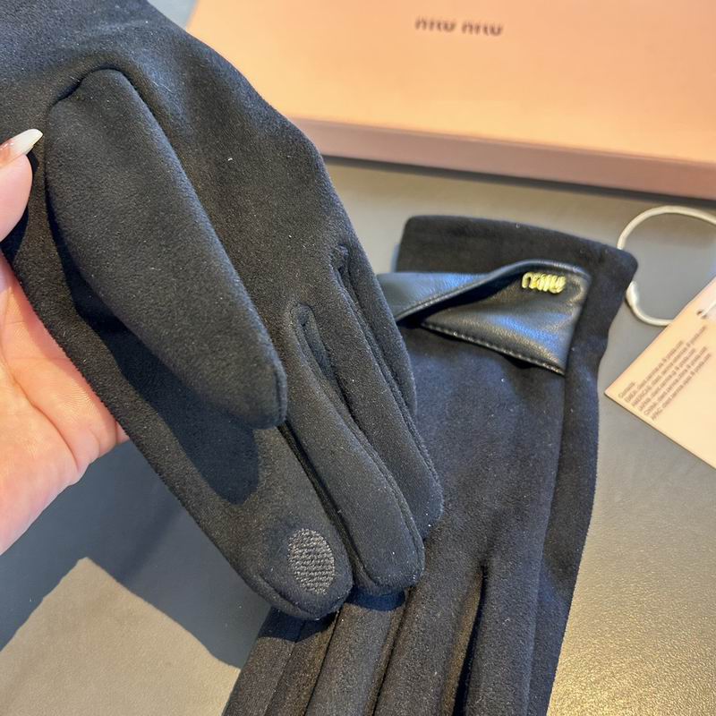 Miumiu Gloves 56 (2)
