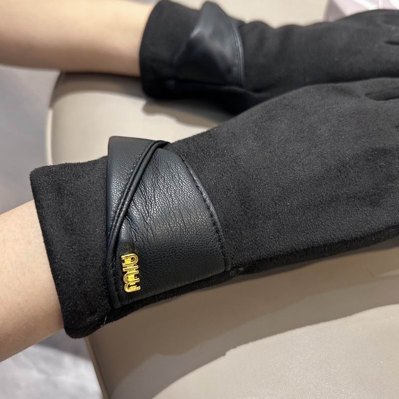Miumiu Gloves 56 (9)