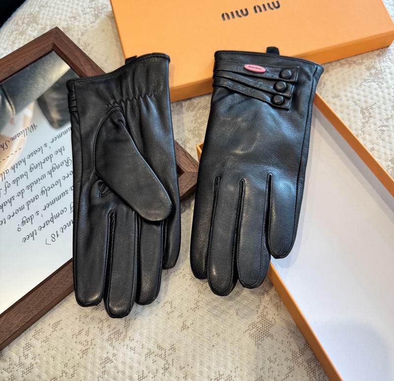 Miumiu Gloves M L 06 (2)