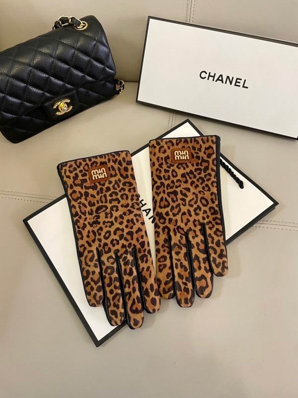 Miumiu Gloves hm (16)