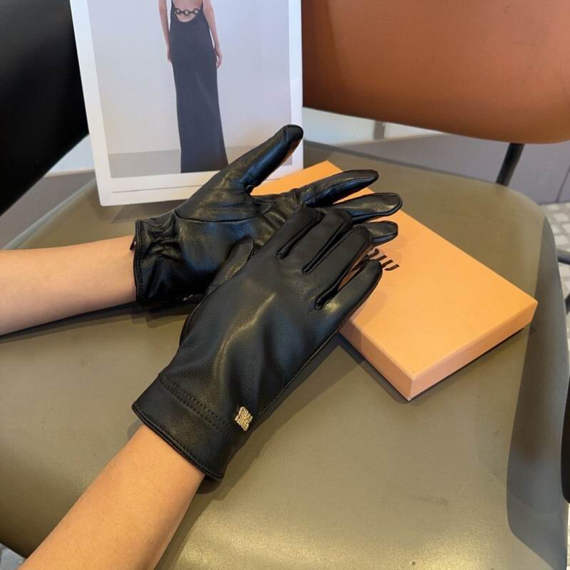 Miumiu Gloves hm (29)