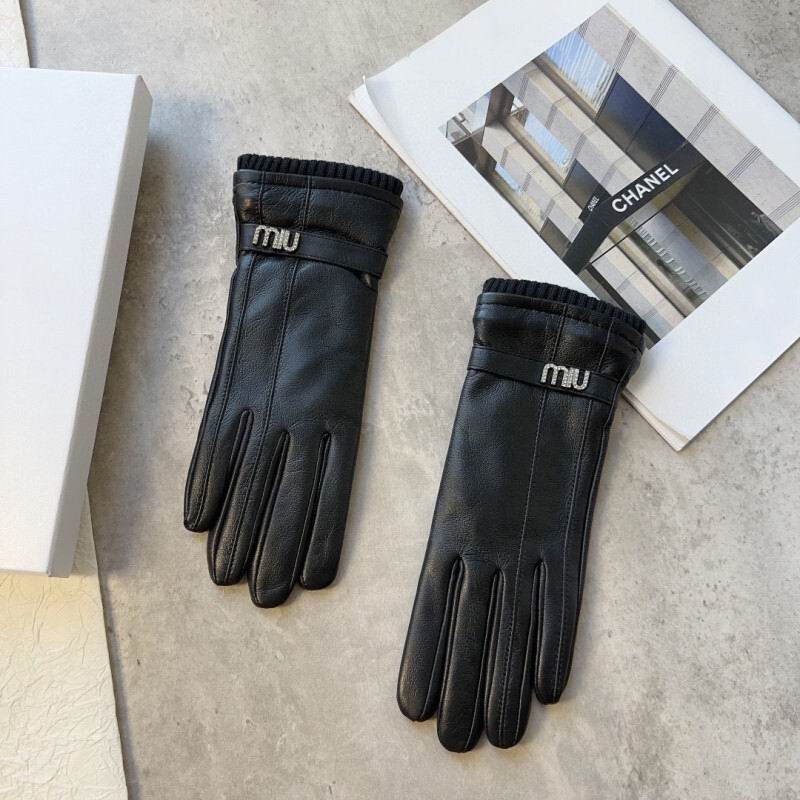 Miumiu Gloves hm (31)