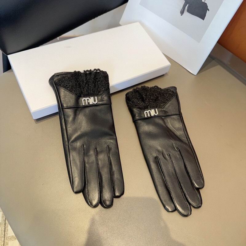 Miumiu Gloves hm (40)