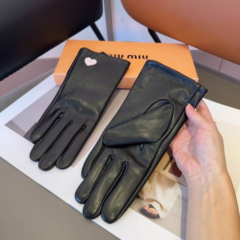 Miumiu Gloves hm (48)