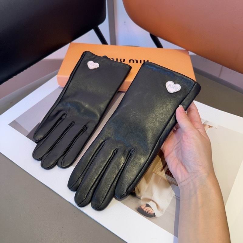 Miumiu Gloves hm (49)