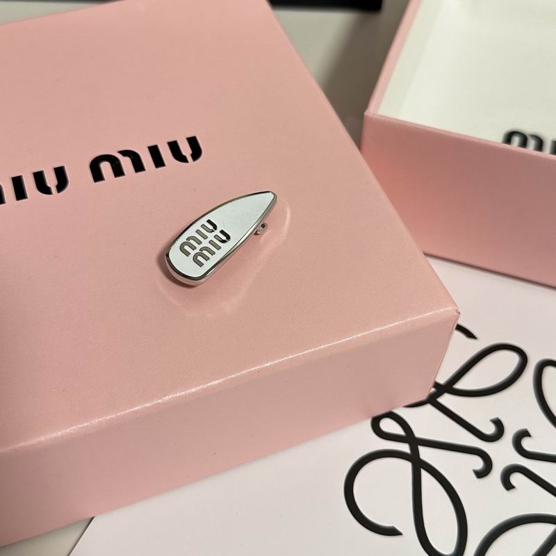 Miumiu Hairpin (10)