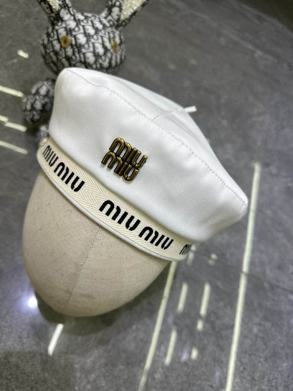 Miumiu beret dx (145)