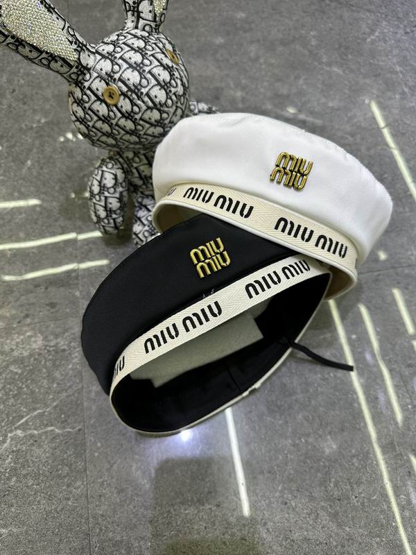 Miumiu beret dx (152)